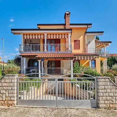 포레치 Haus Ana 아파트 외부 사진
