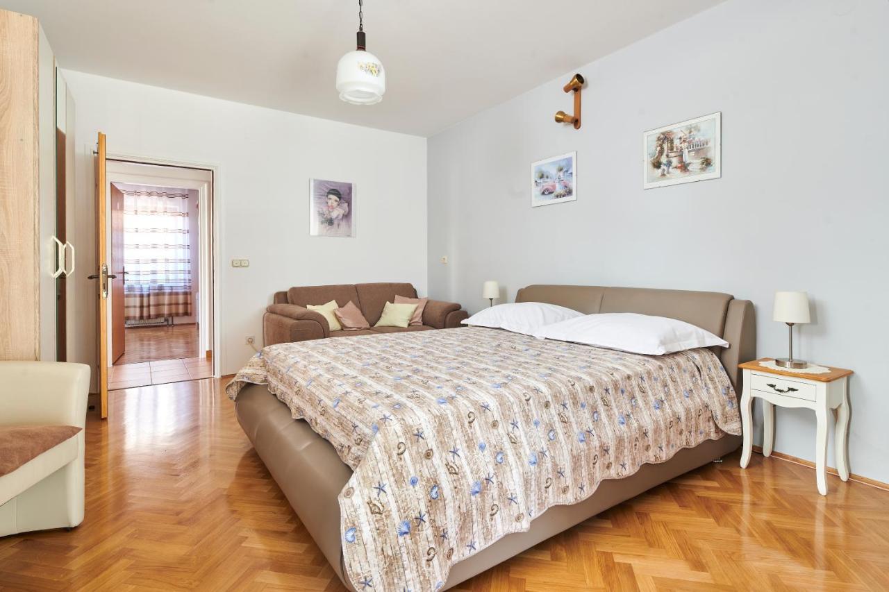 포레치 Haus Ana 아파트 외부 사진